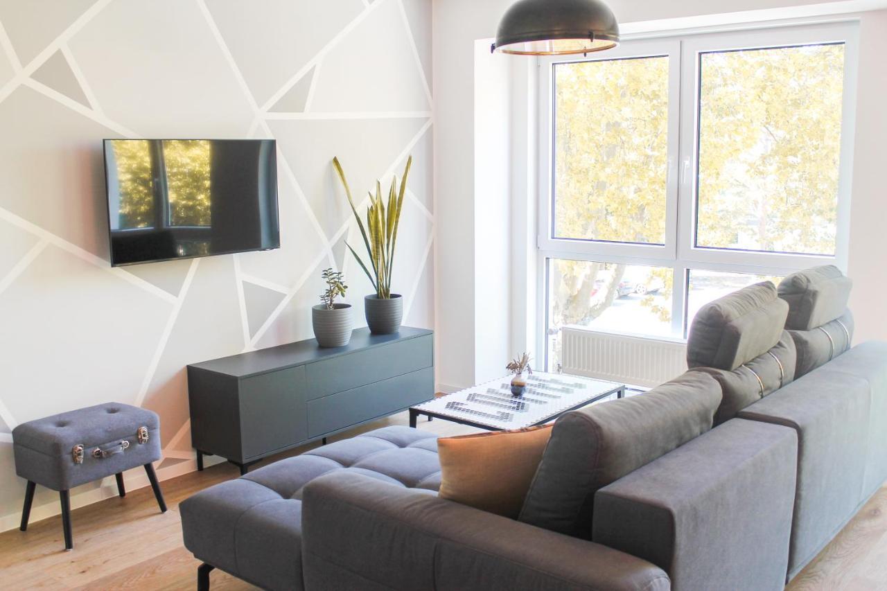 New York Apartment - Fuer Freunde & Familien, Stadtnah, Parkplatz, E-Ladestation, Gitterbox Fuer Fahrraeder, Fitnessstudio, Digitale Gaestemappe Mit Restaurant- Und Unternehmenstipps Κόμπλεντς Εξωτερικό φωτογραφία